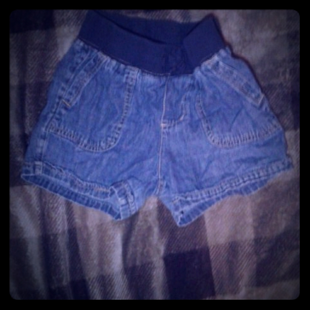 Small bluejean shorts